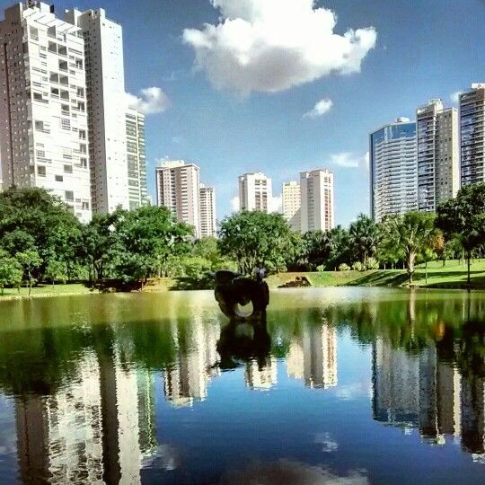 Goiânia de Onibus: Roteiro Completo na Capital Goiana!